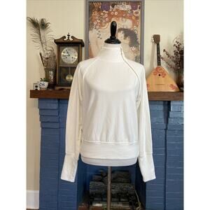 Sundays by WearSundays Women’s M 1/4 Zip White Long Sleeve Knit Shirt Thumbholes